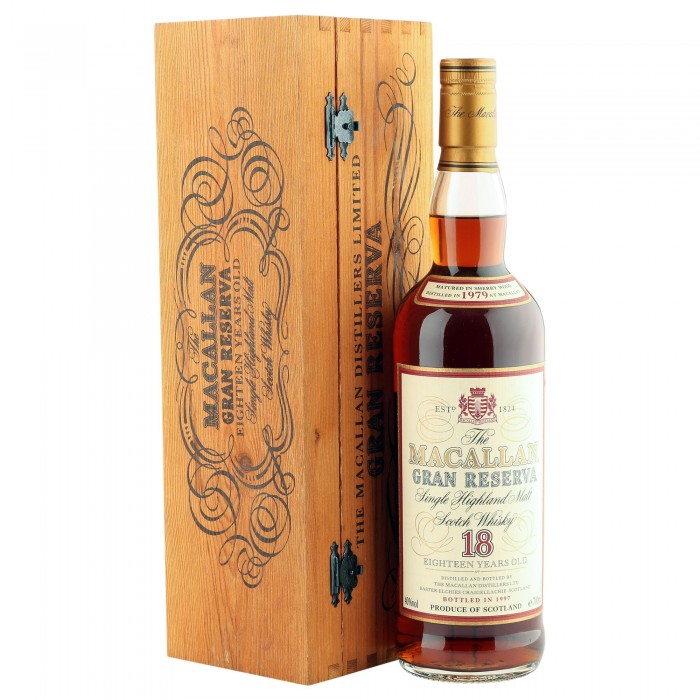 Macallan 1979 18 Year Old Gran Reserva with Presentation Box