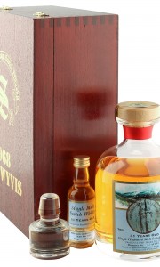 Ben Wyvis 1968 31 Year Old, Signatory Vintage Bottling with Miniature