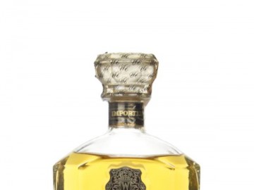 Canadian Club Classic 12 Year Old - 1977 Blended Whisky